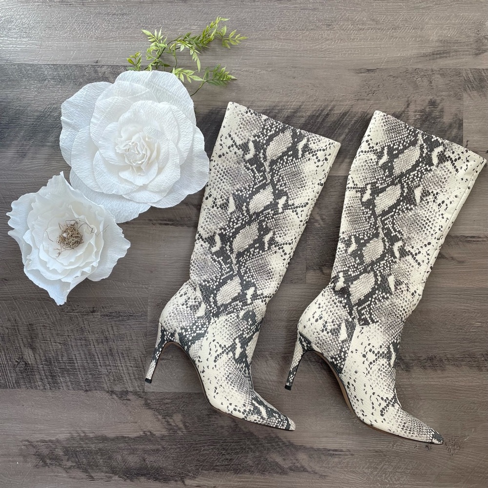 🐍Steve Madden Kinga Natural Snake Boots